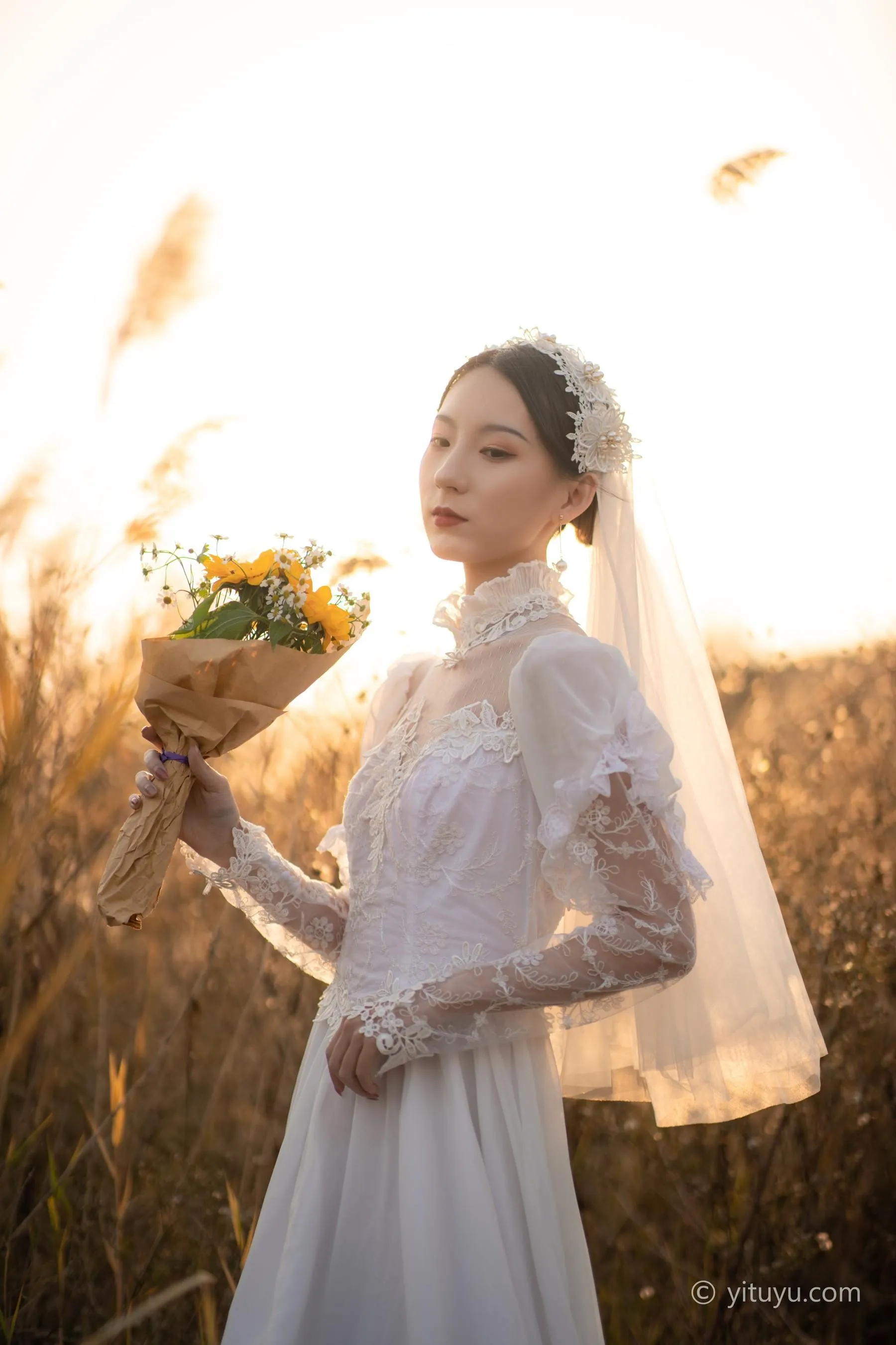 [YITUYU艺图语]2021.05.09 待嫁 心雅 [31P]插图